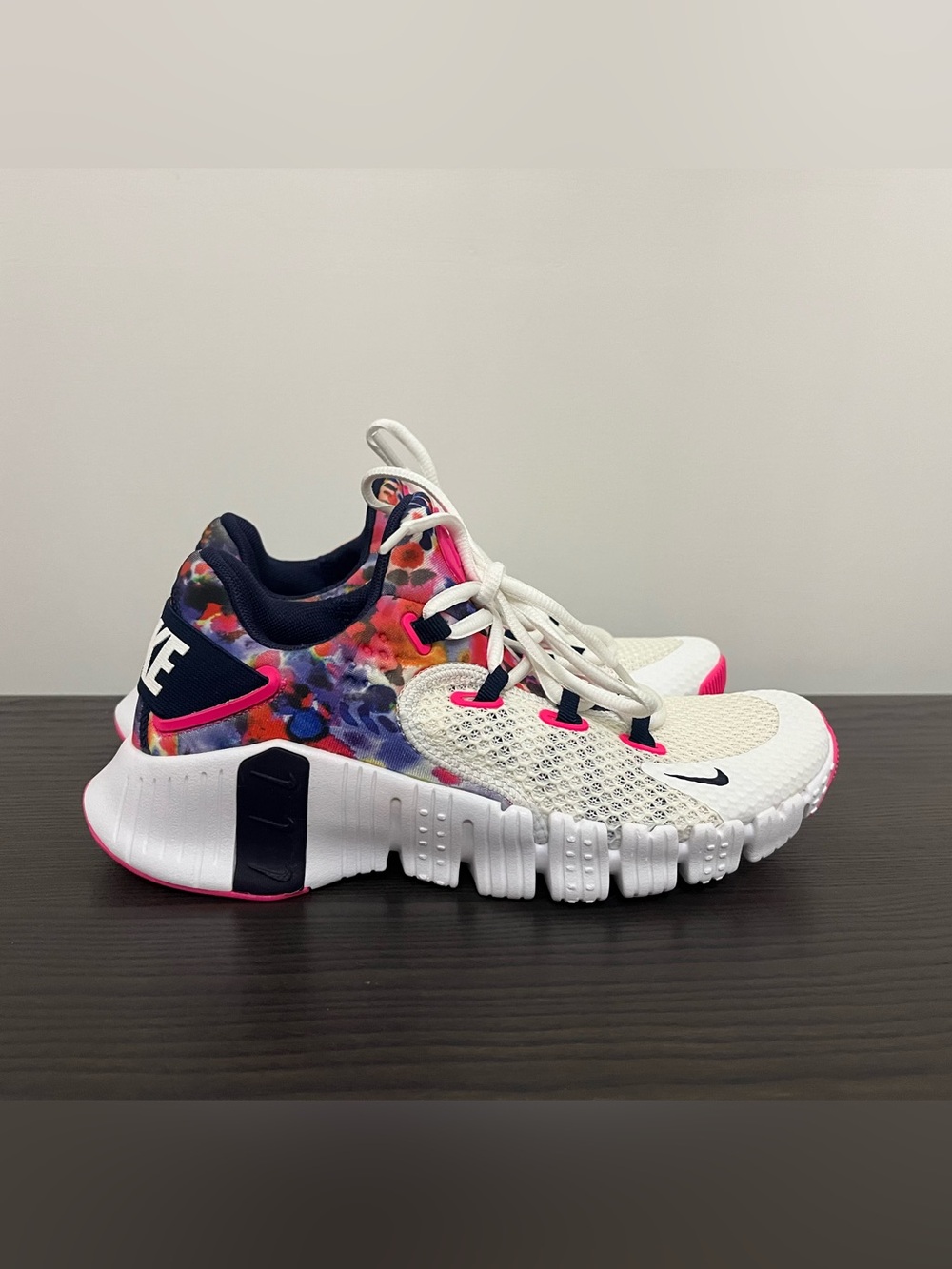 Nike Women’s Free Metcon 4 Sneakers